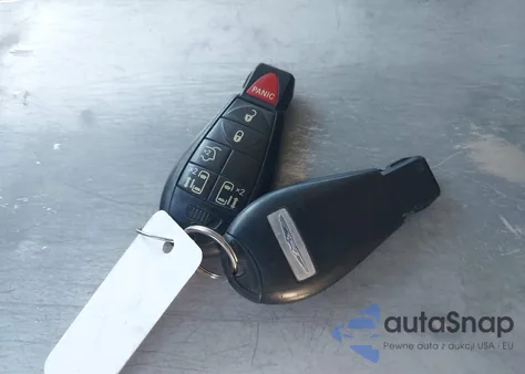 2014 Chrysler Town & Country Touring z USA, uszkodzony, nr VIN 2C4RC1BG7ER398917